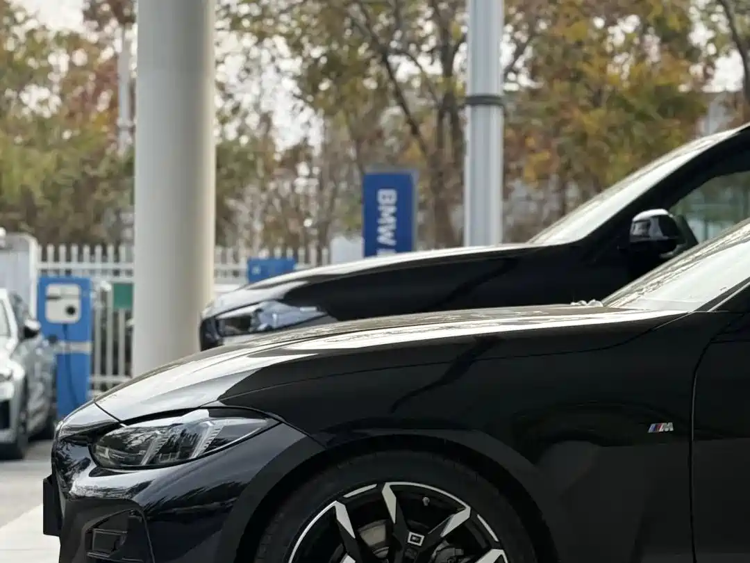 BMW 4 Series фото 7