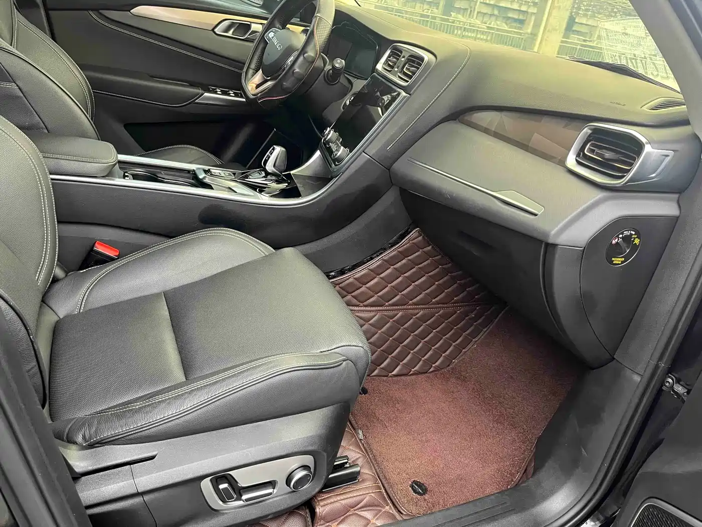 Lynk & Co 01 2017 2.0T 2WD Pro Version фото 5