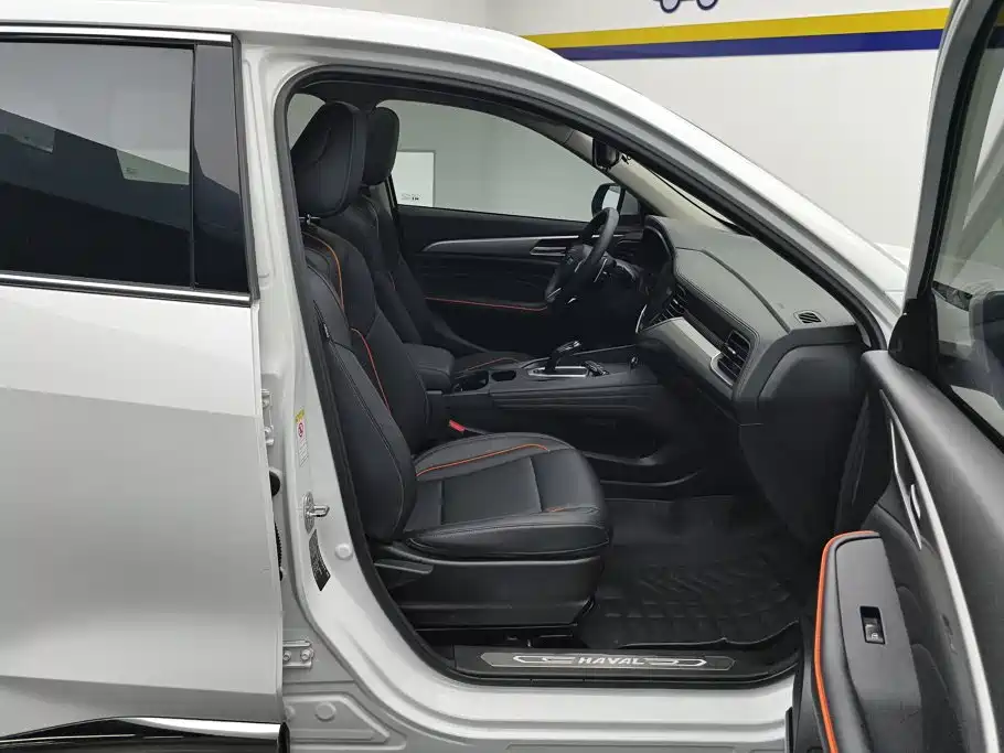 Фото 8 - Haval F7