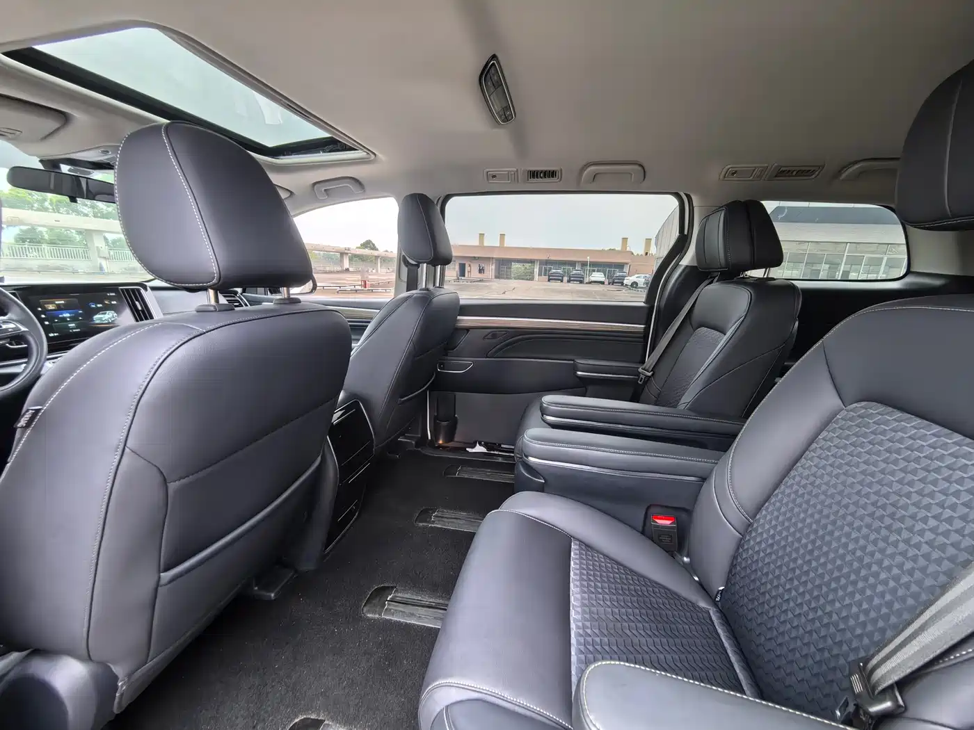 GAC Trumpchi Trumpchi M8 2023 Leading Series 390T Luxury Edition фото 11
