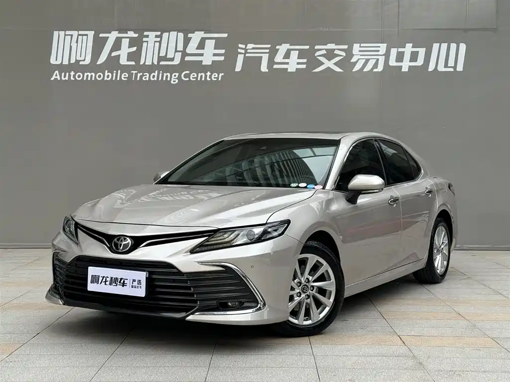 Toyota Camry 2021 2.0G Luxury Edition фото 2