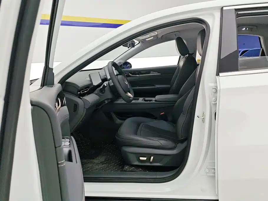 Wuling Motors Wuling Xingguang 2026 2025 150km Smart Advanced