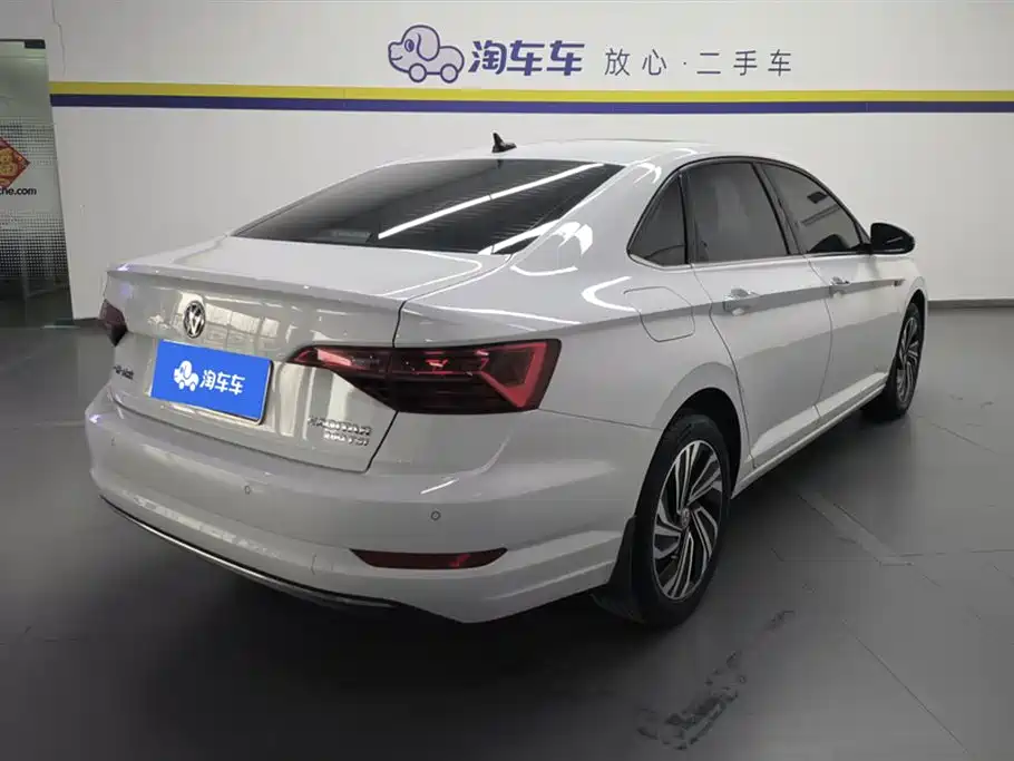 Volkswagen Sagitar 2022 280TSI DSG Surpassing Edition фото 3