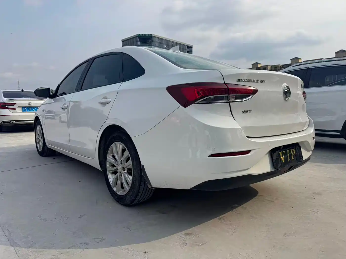 Buick Excelle 2018 15T Dual Clutch Elite (China V) фото 8