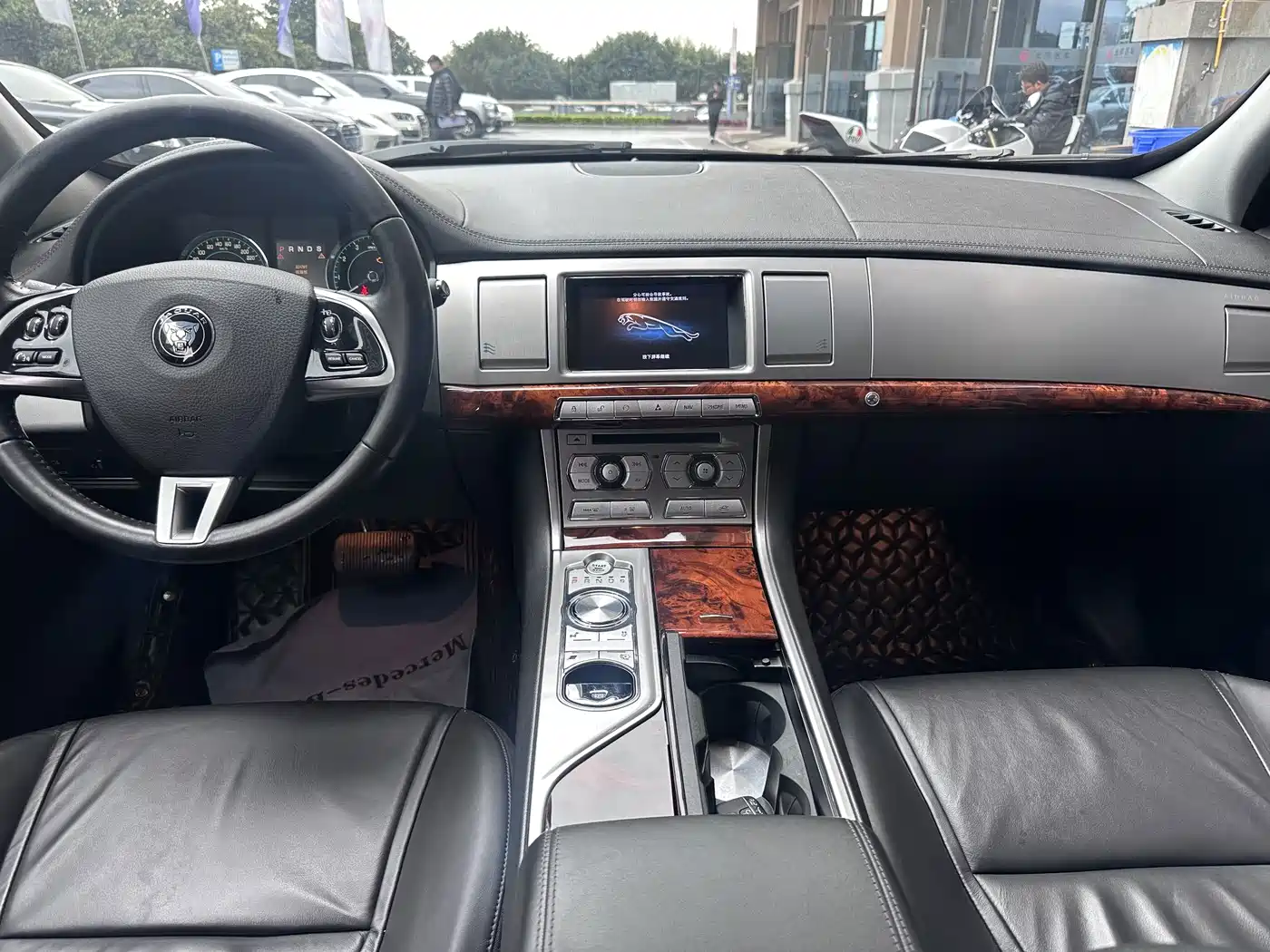 Jaguar XF 2014 2014 XF 2.0T Luxury Edition