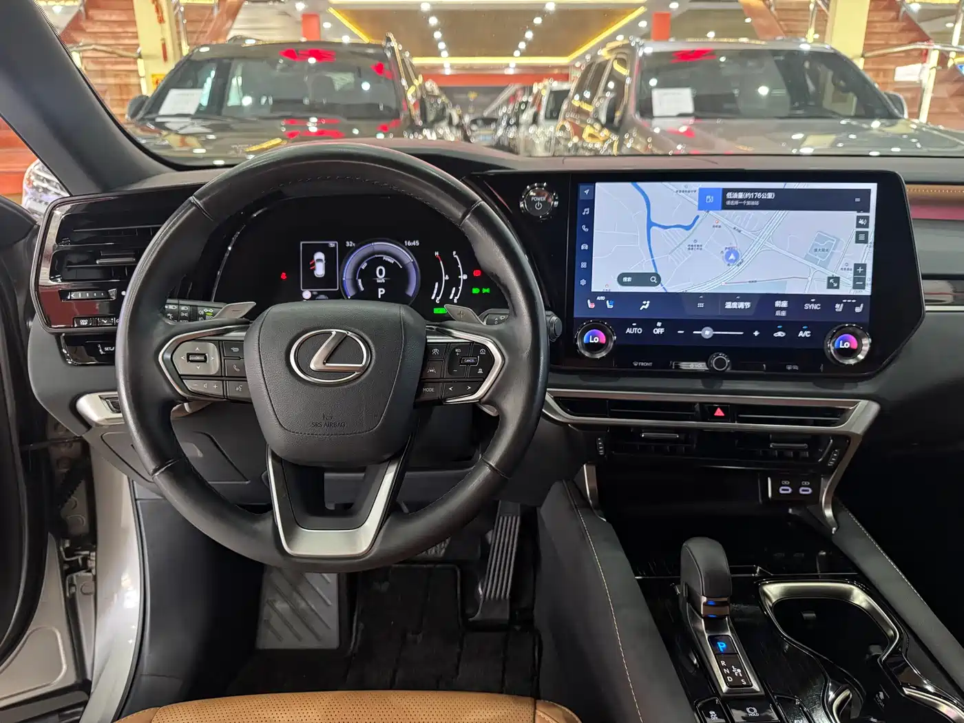 Lexus RX 2023 350h 4WD Pure Edition фото 8