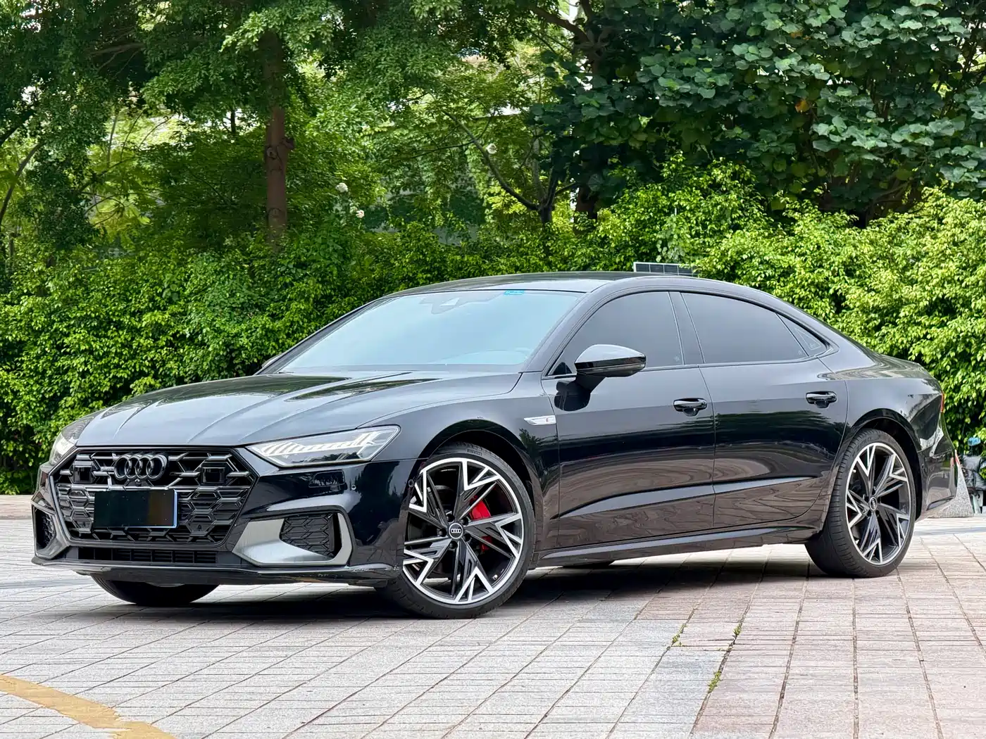 Audi A7L 2025 2025 Model Year 45 TFSI quattro Black Knight Edition