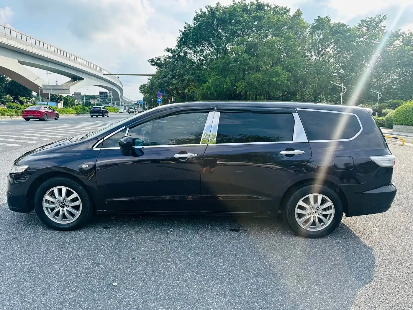 Фото 4 - Honda Odyssey