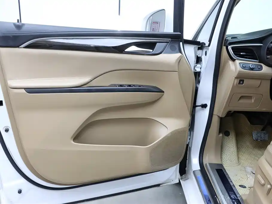 Buick GL8 2018 ES 28T Luxury Type China VI фото 10
