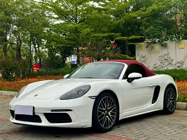 Porsche 718 2022 Boxster 2.0T
