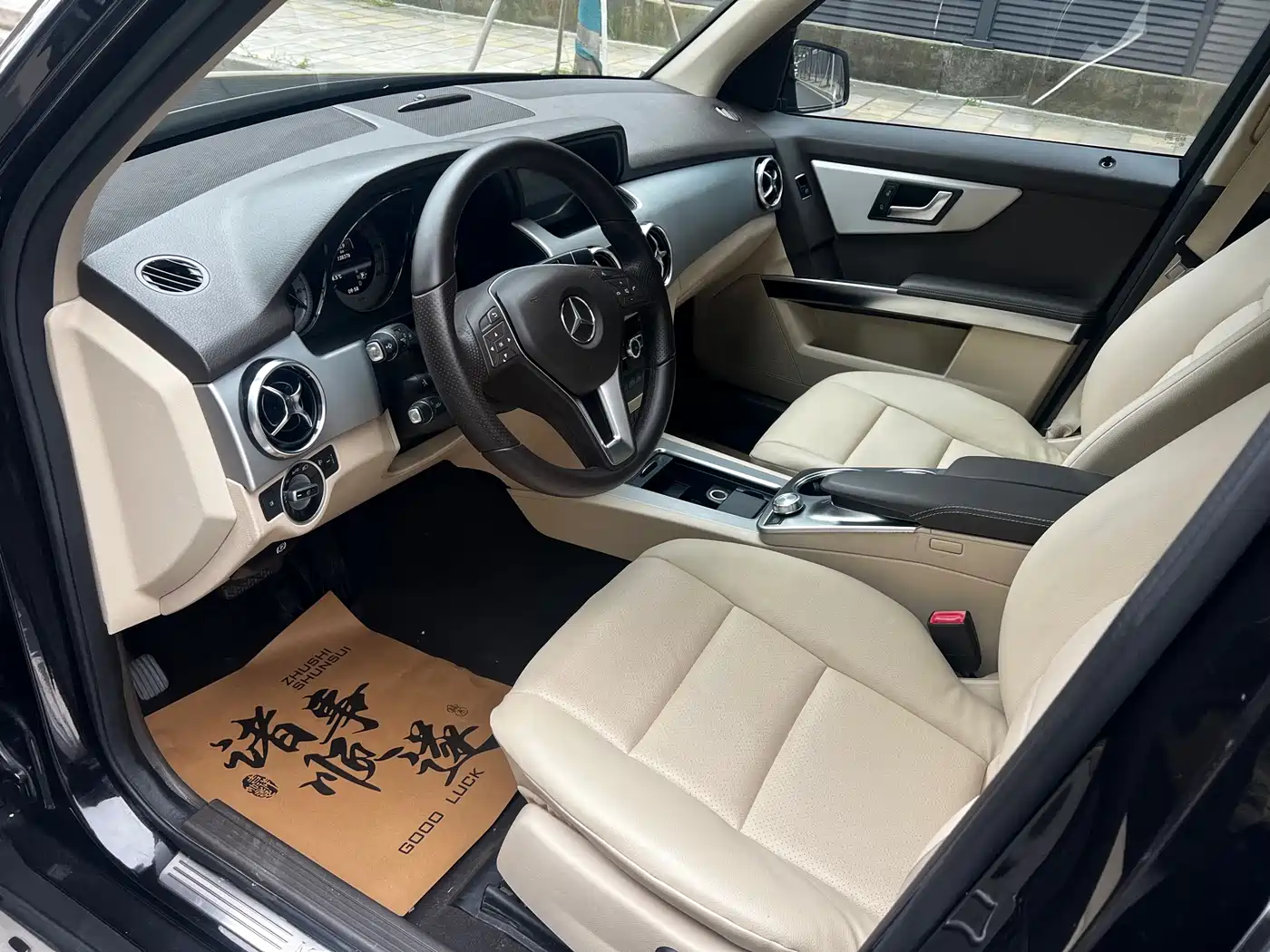 Mercedes-Benz GLK-Class 2013 GLK 300 4MATIC Fashion фото 8