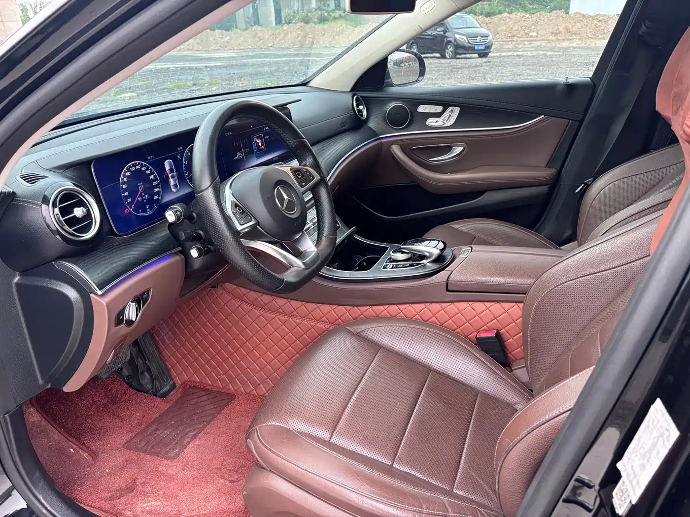 Mercedes-Benz E-Class 2018 E 300 L Sport Luxury фото 4