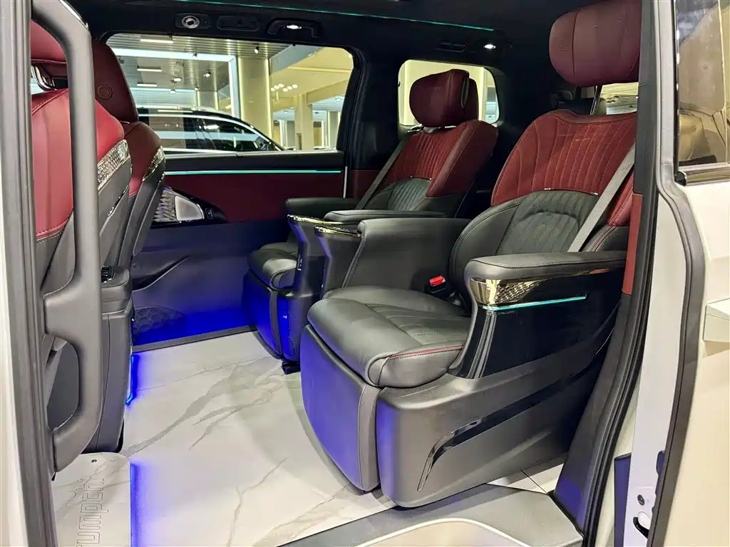 GAC Trumpchi Trumpchi M8 2024 Model Grandmaster Series 400T Pioneer Edition фото 21