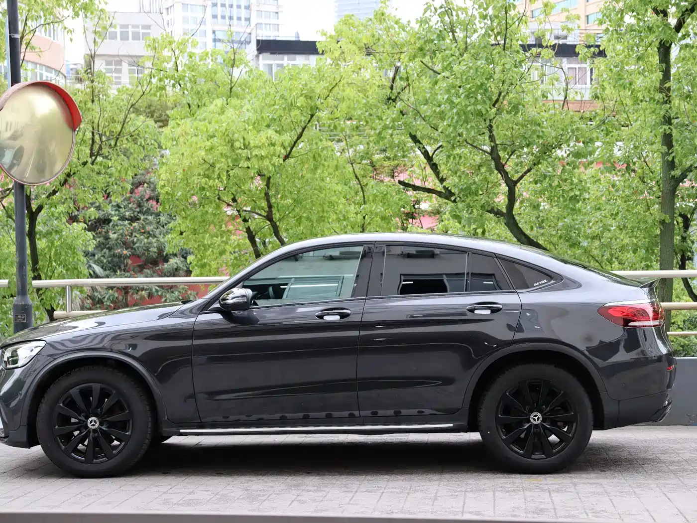 MERCEDES-BENZ GLC COUPE