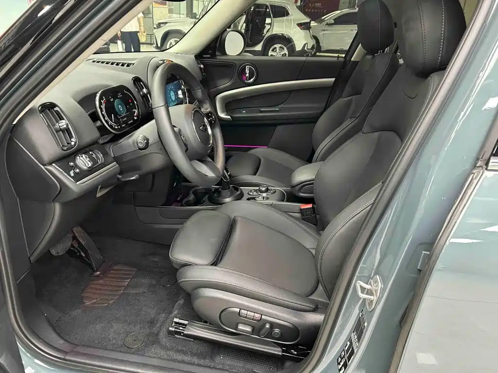 MINI COUNTRYMAN 2024 2023 1.5T COOPER ALL4 Connoisseur