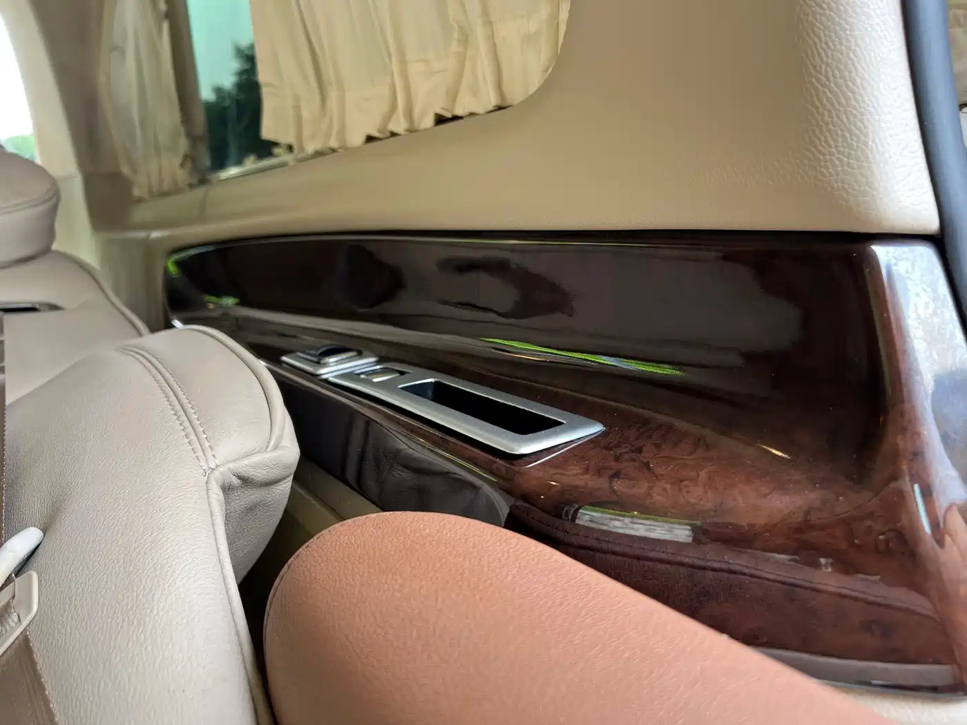 Mercedes-Benz Vito 2018 2.0T Business Edition China VI фото 23
