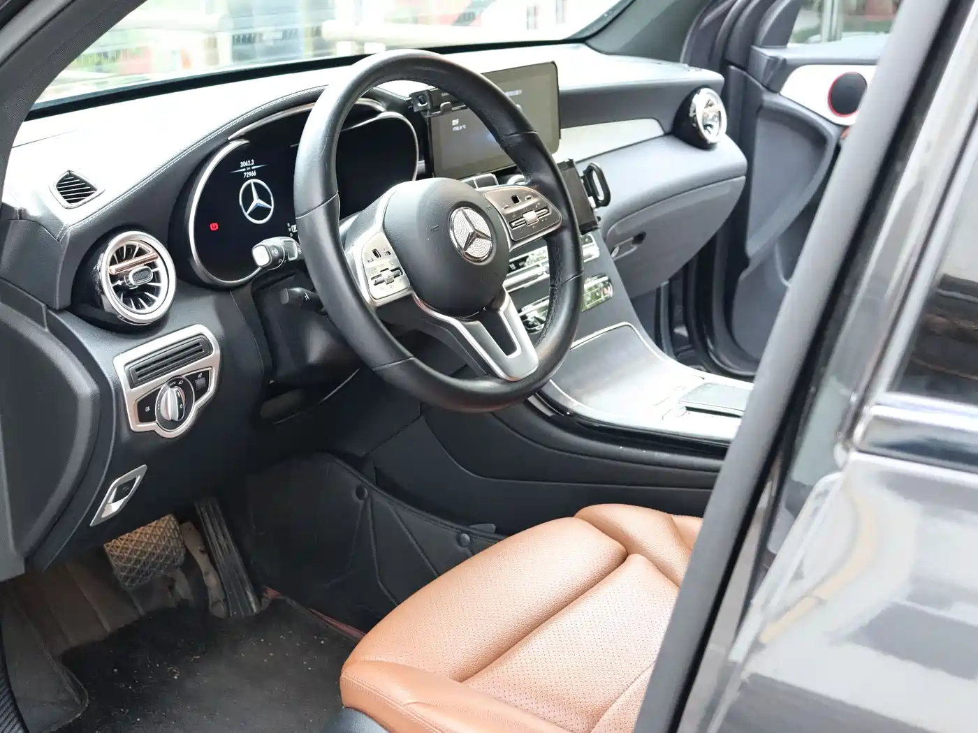 MERCEDES-BENZ GLC COUPE