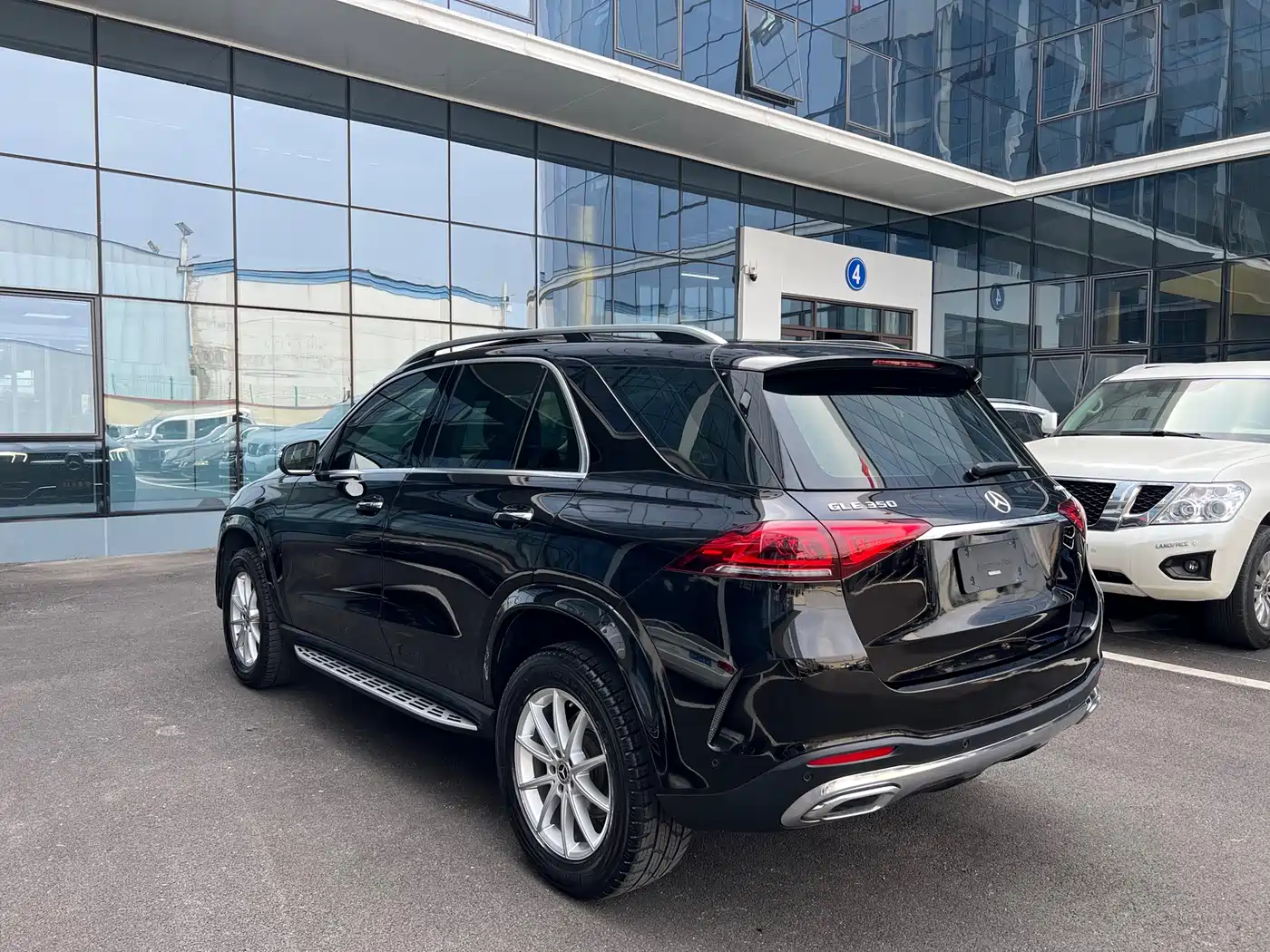 MERCEDES-BENZ GLE