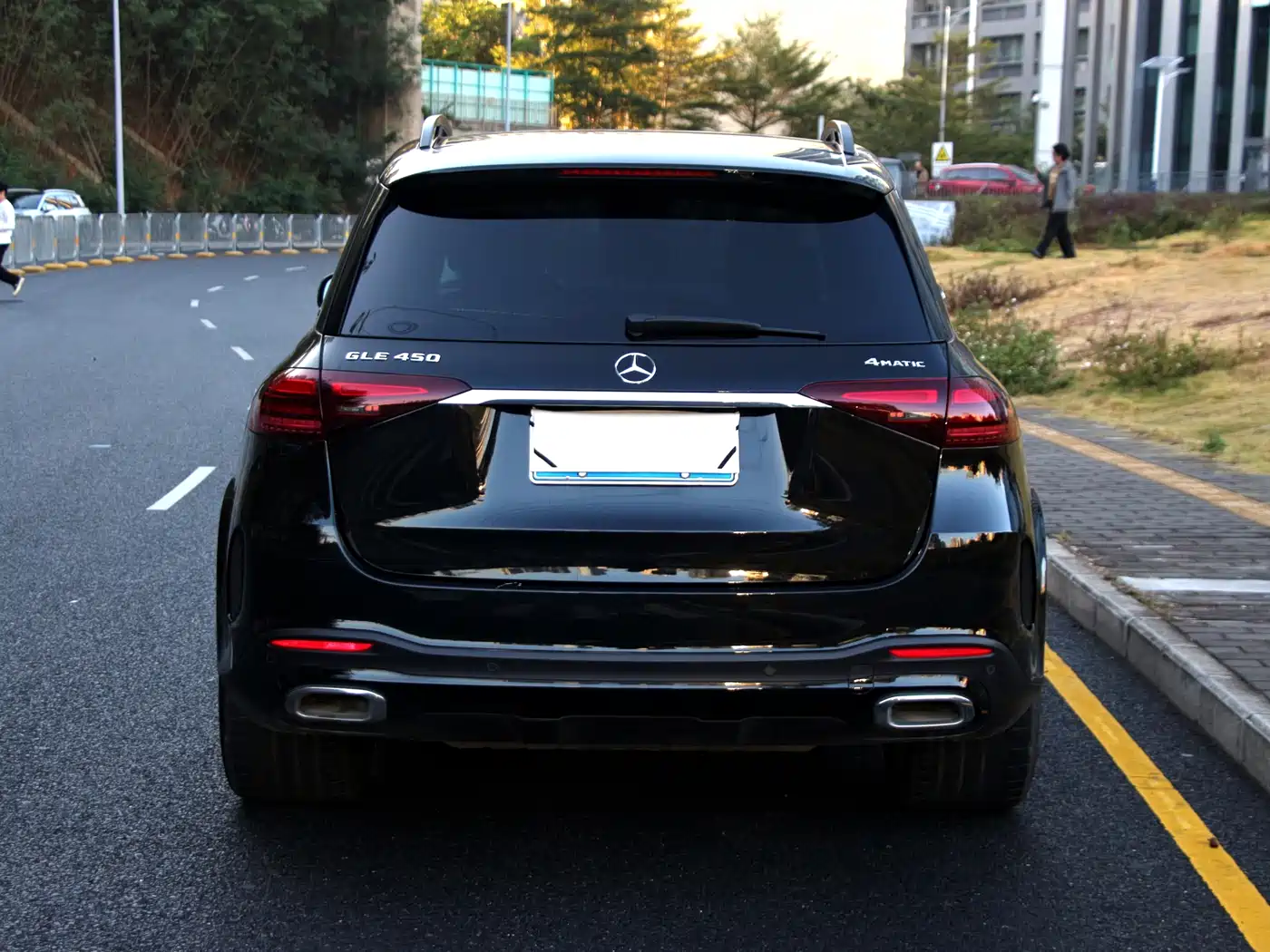 Mercedes-Benz GLE фото 14