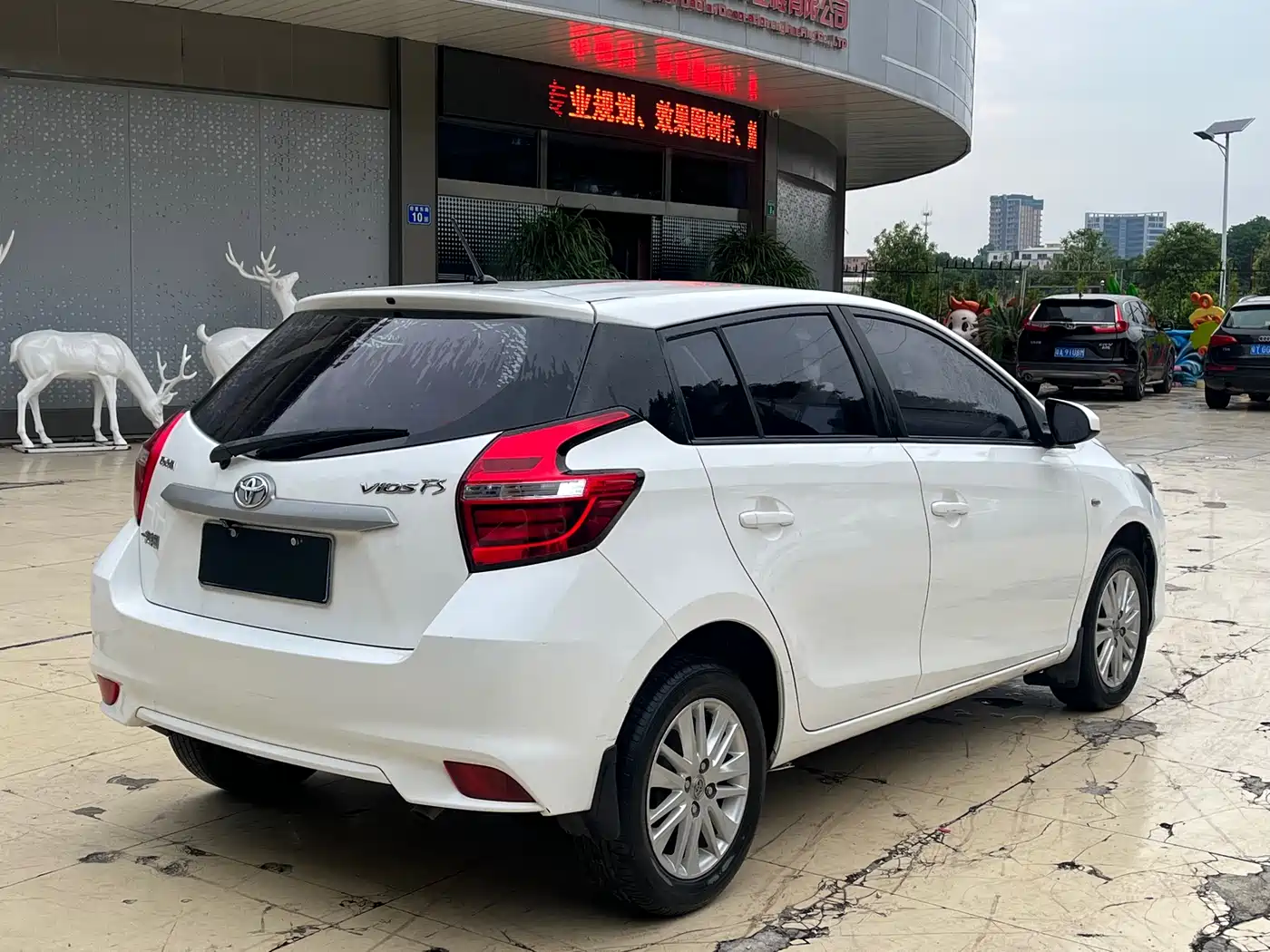 Toyota Vios FS 2017 1.5L CVT Fengchi Edition фото 6