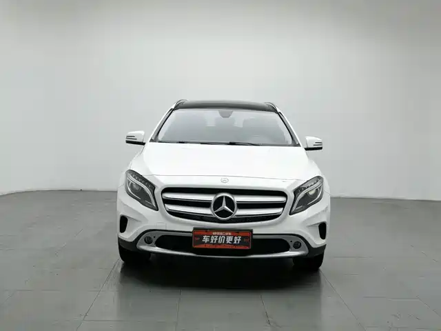 Mercedes-Benz GLA 2016 GLA 200 Fashion — фото 3
