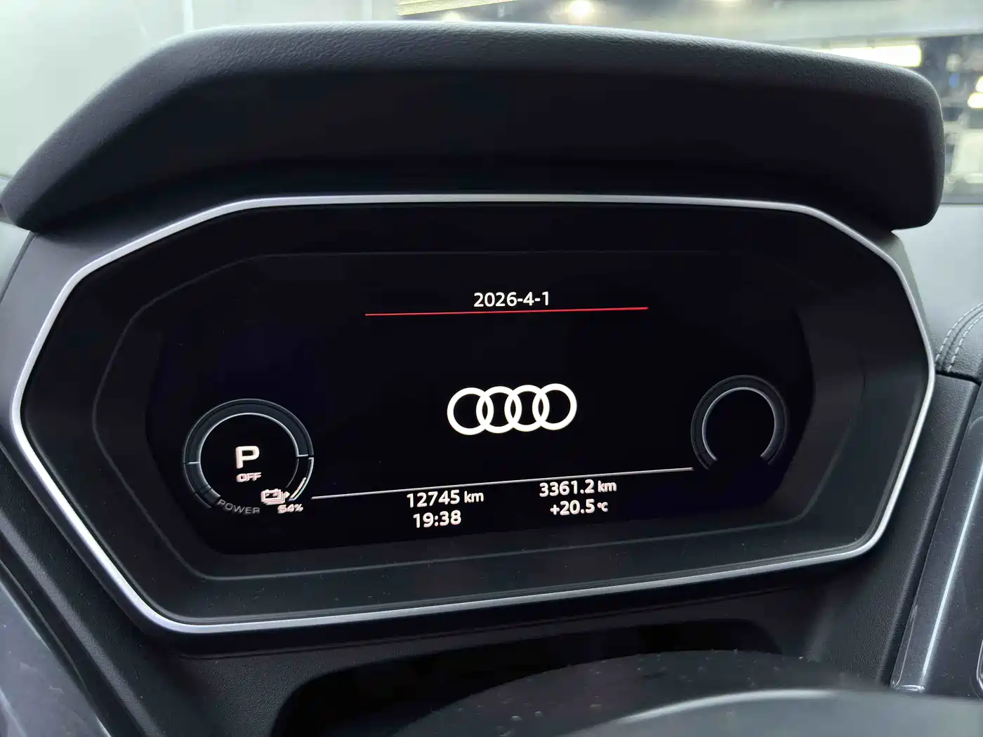 AUDI Q4 E TRON