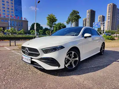 Mercedes-Benz A