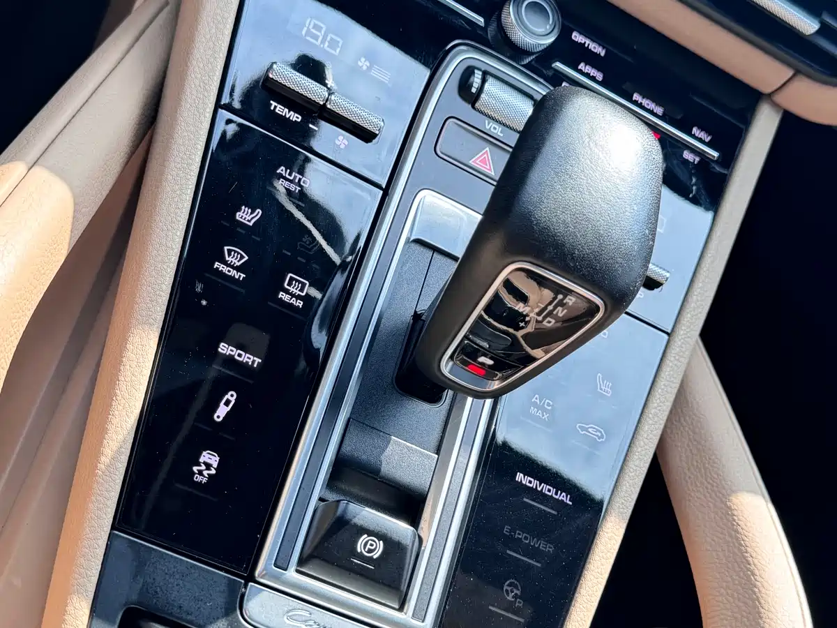 Porsche Cayenne 2018 Cayenne 3.0T фото 13