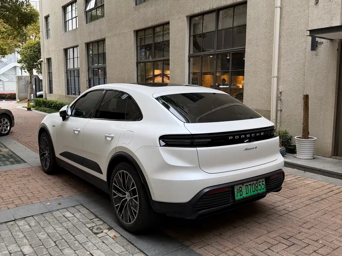 PORSCHE MACAN NEW ENERGY