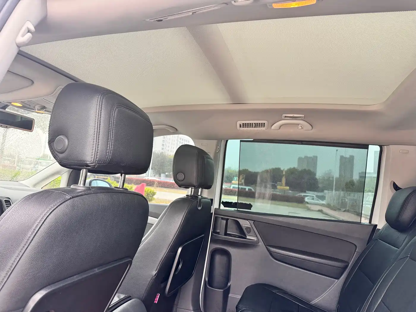 Volkswagen Sharan 2015 1.8TSI Comfort фото 19