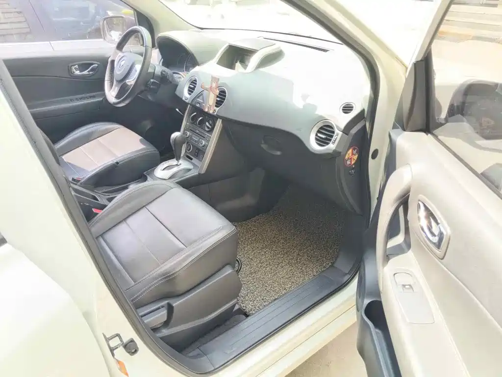Renault Koleos (Import) 2017 2016 2.0L 2WD Fashion Edition