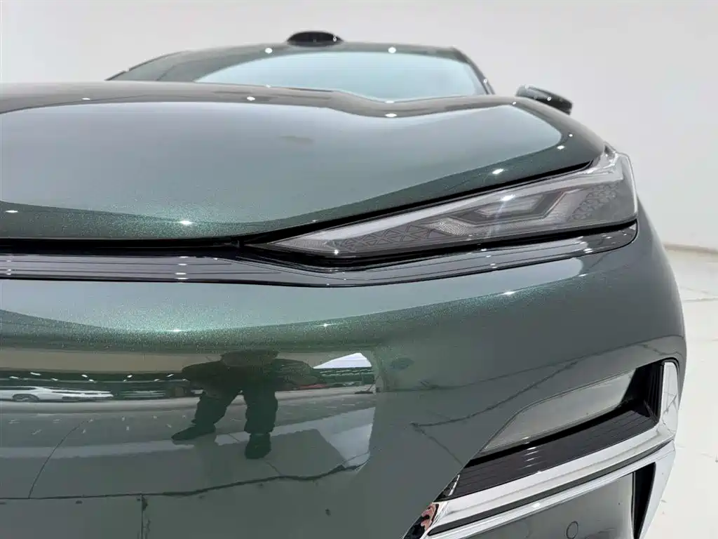 GEELY GALAXY GALAXY SPARKLE 8