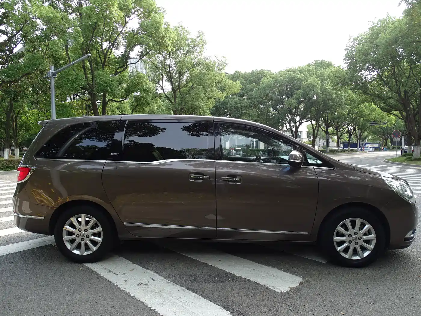 Buick GL8 2011 2011 3.0L XT Luxury Business Flagship