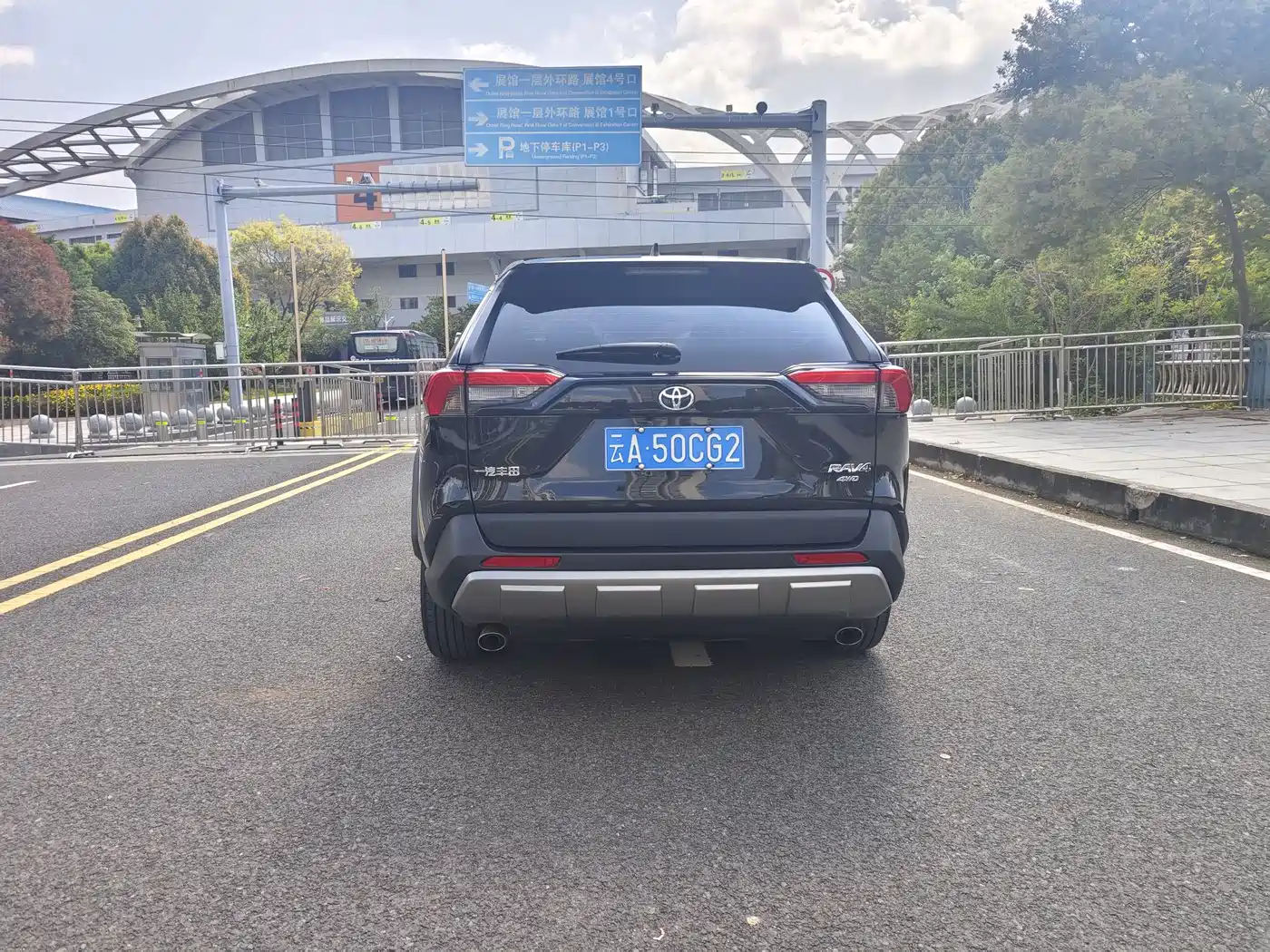 Toyota RAV4 Rongfang 2022 2.0L CVT 4WD Trend Plus Edition фото 7