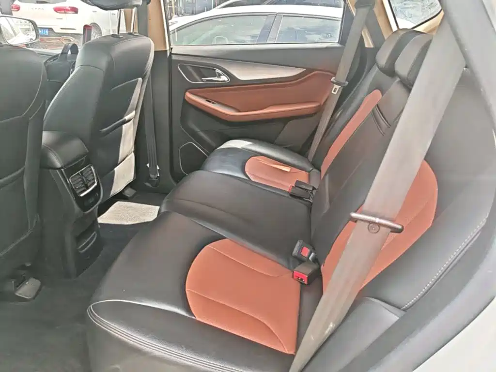 Baojun 560 2017 2016 1.8L iAMT Elite