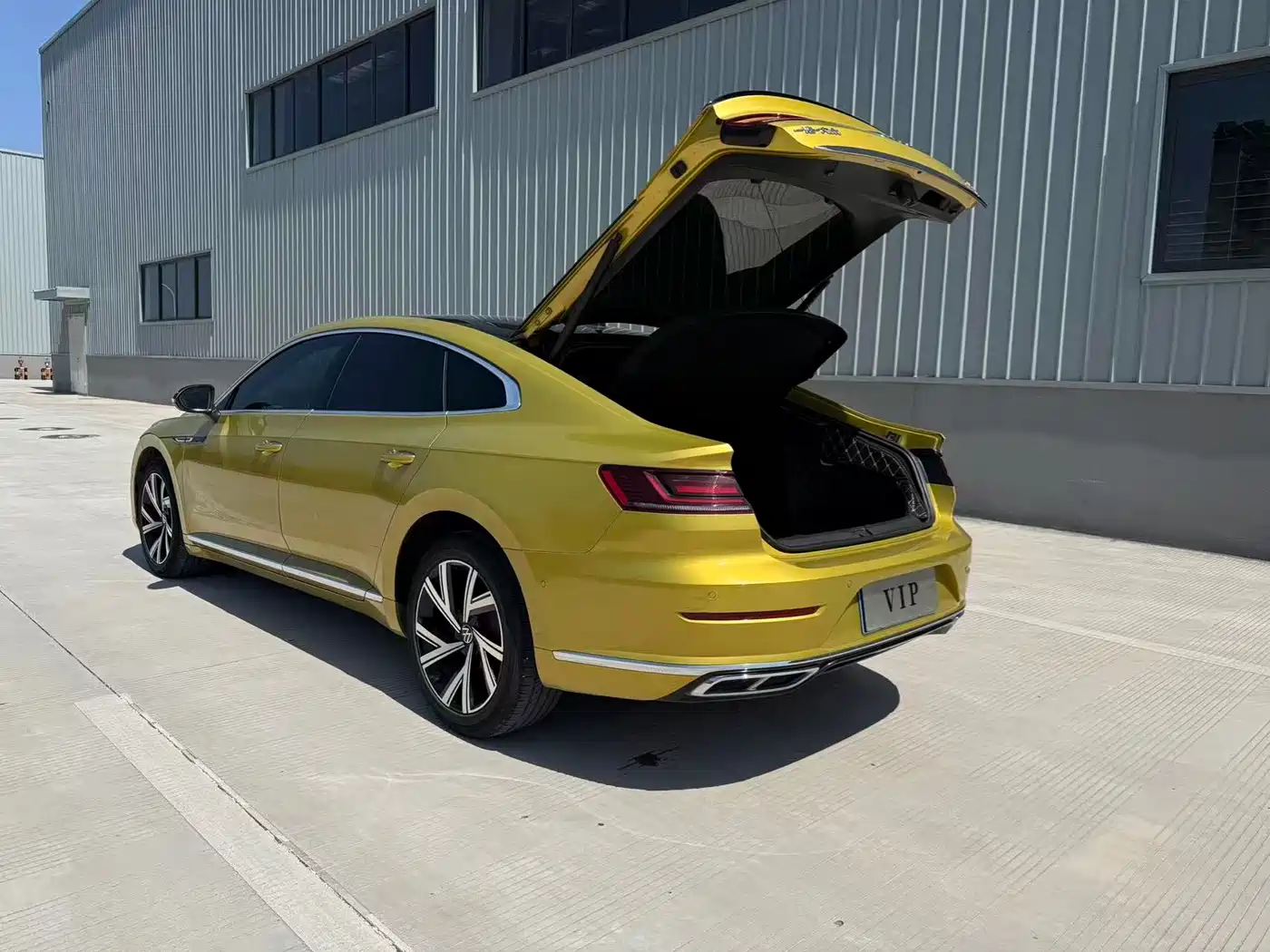 Volkswagen FAW-Volkswagen CC 2021 380TSI Eye-catching Edition фото 6