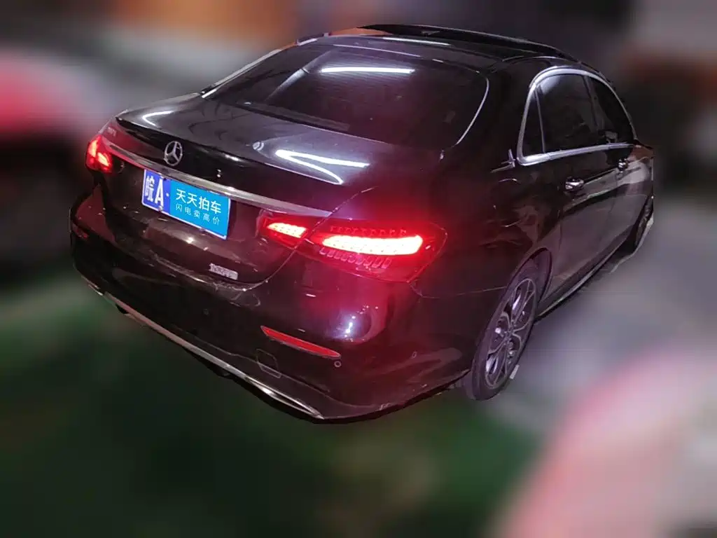 Mercedes-Benz E-Class, миниатюра 2