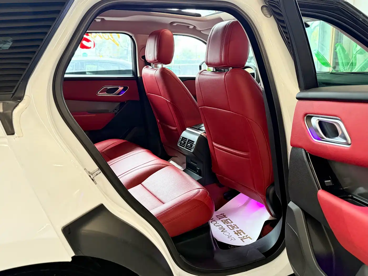 Land Rover Range Rover Velar 2020 P250 фото 26