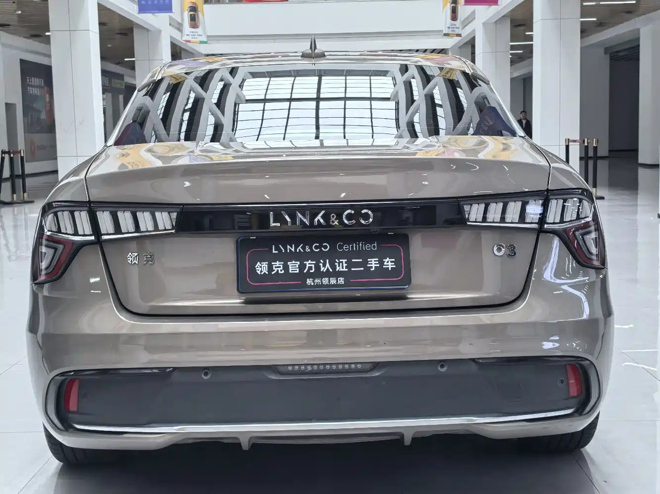 Lynk & Co 03 2018 1.5TD DCT Standard (China V) фото 15