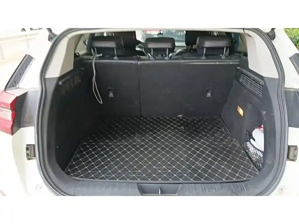 Hongqi E-HS3 2020 2019 Smart Connection Flag Joy FWD Version