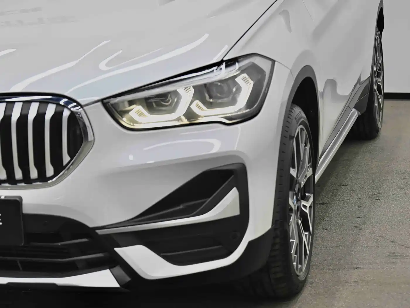 BMW X1 2022 xDrive25Li Premium фото 15