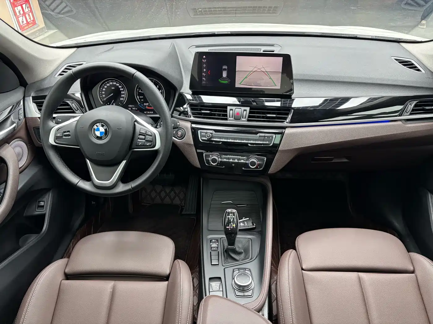 BMW X1 2022 sDrive20Li Fashion фото 16