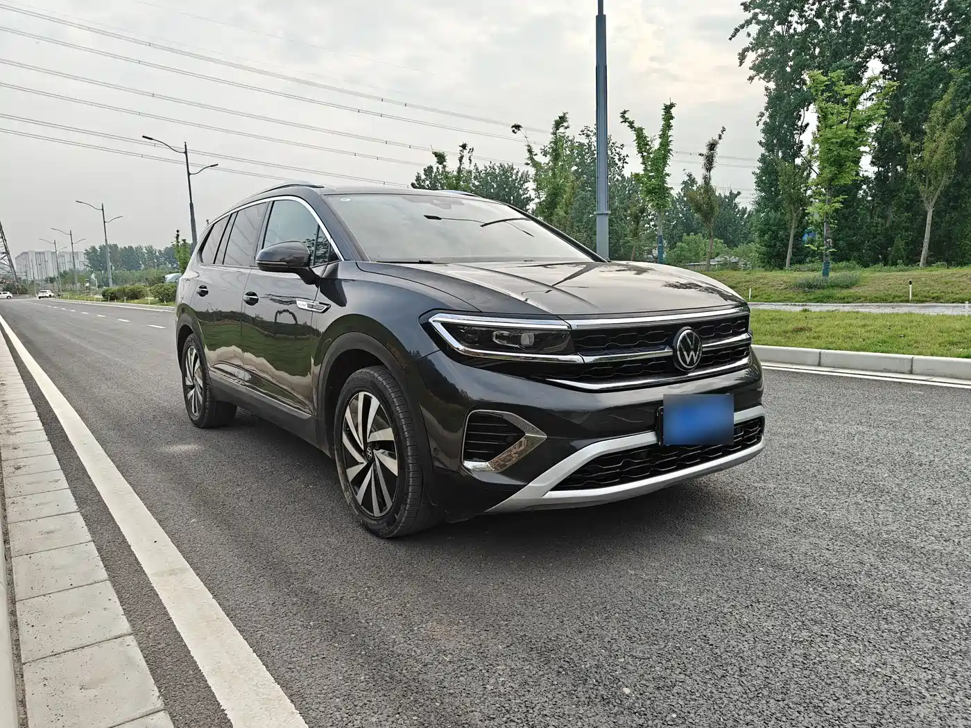 Volkswagen Talagon 2022 380TSI 4WD Luxury Premium Pro Edition 6-seater фото 3