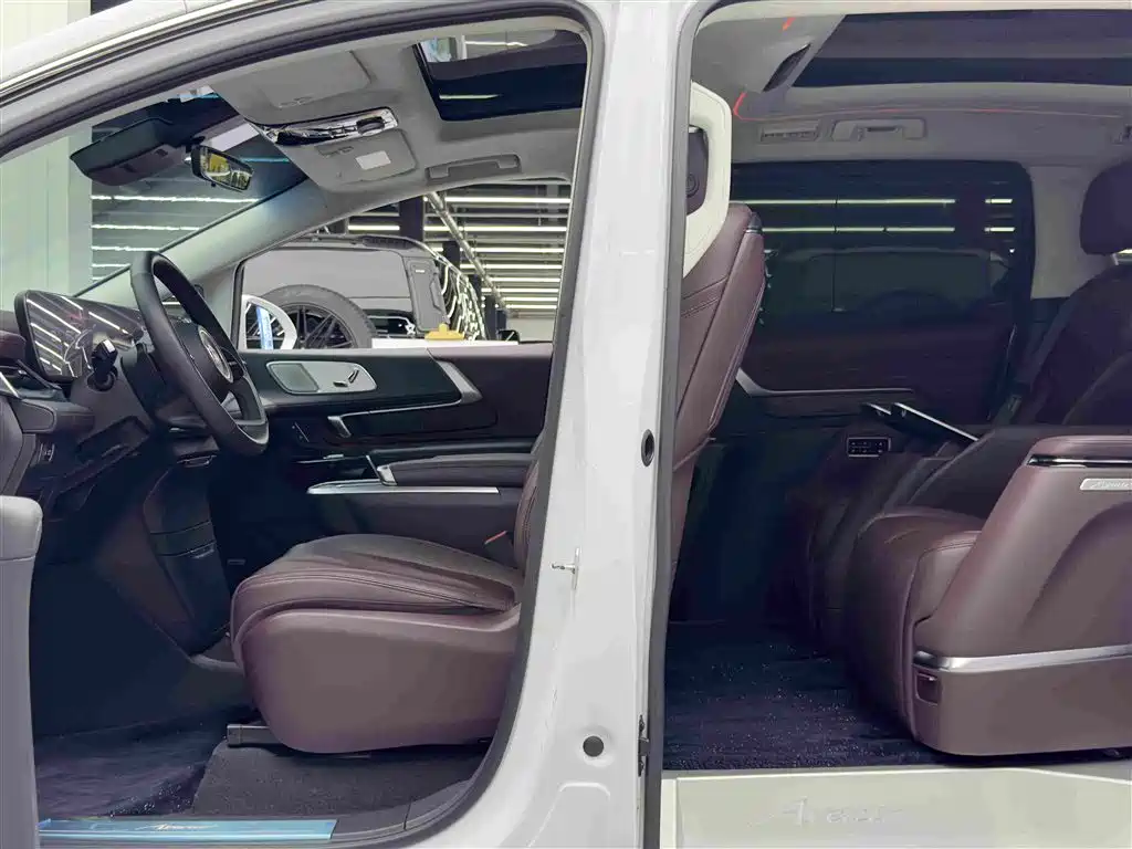 Buick Century 2024 2023 2.0T 6-Seat World Edition