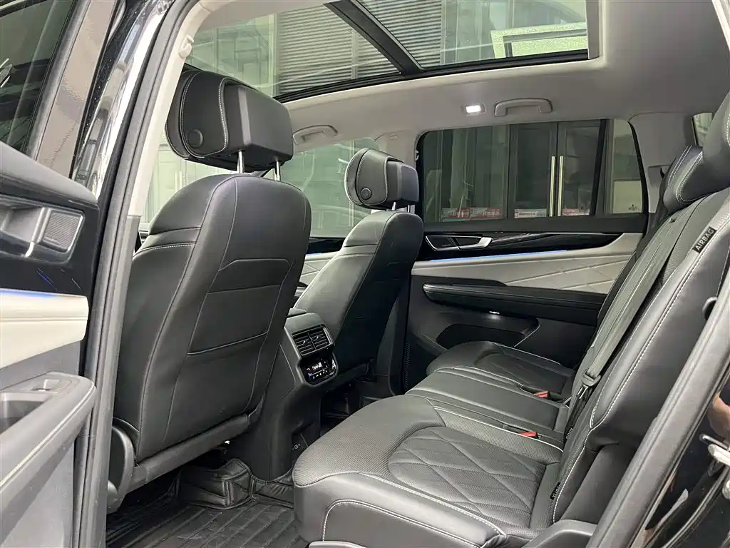 Volkswagen Teramont 2024 380TSI 4WD Prestige Flagship Edition фото 11