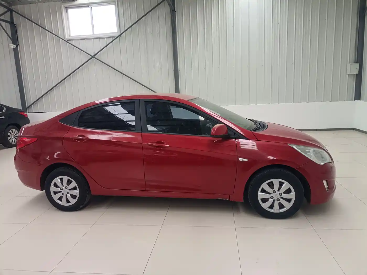 Hyundai Verna 2010 Sedan 1.4L Automatic Comfort GS фото 3