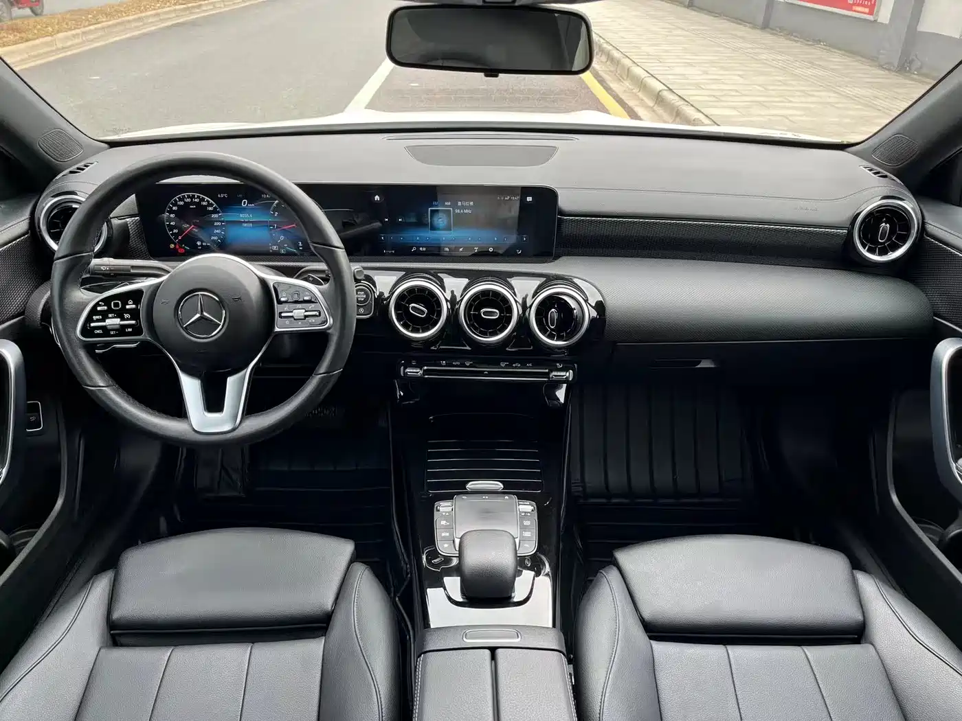 MERCEDES-BENZ A CLASS