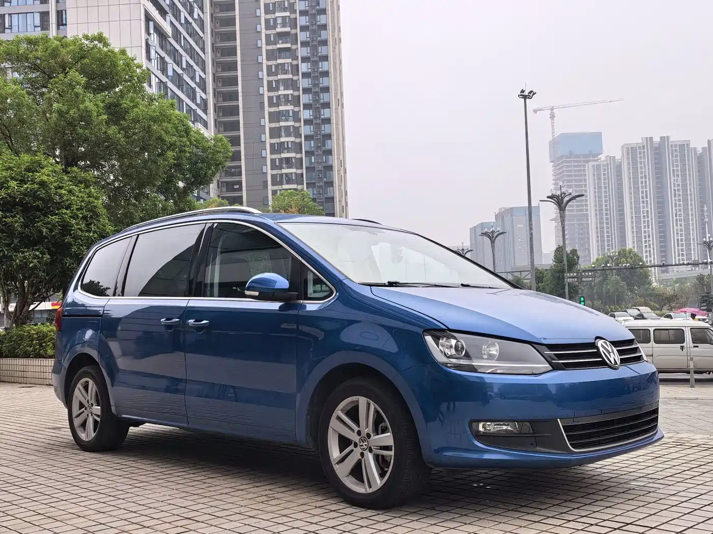 Volkswagen Sharan 2017 2016 380TSI Comfort 7-seater