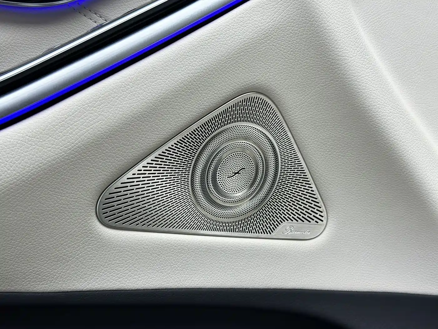Mercedes-Benz Maybach S-Class 2025 Model S 480 4MATIC фото 11