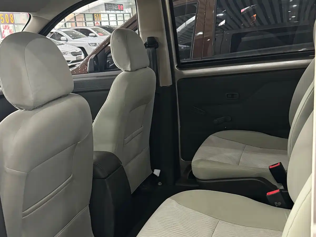 Wuling Motors Wuling Rongguang V 2019 2016 1.5L Standard